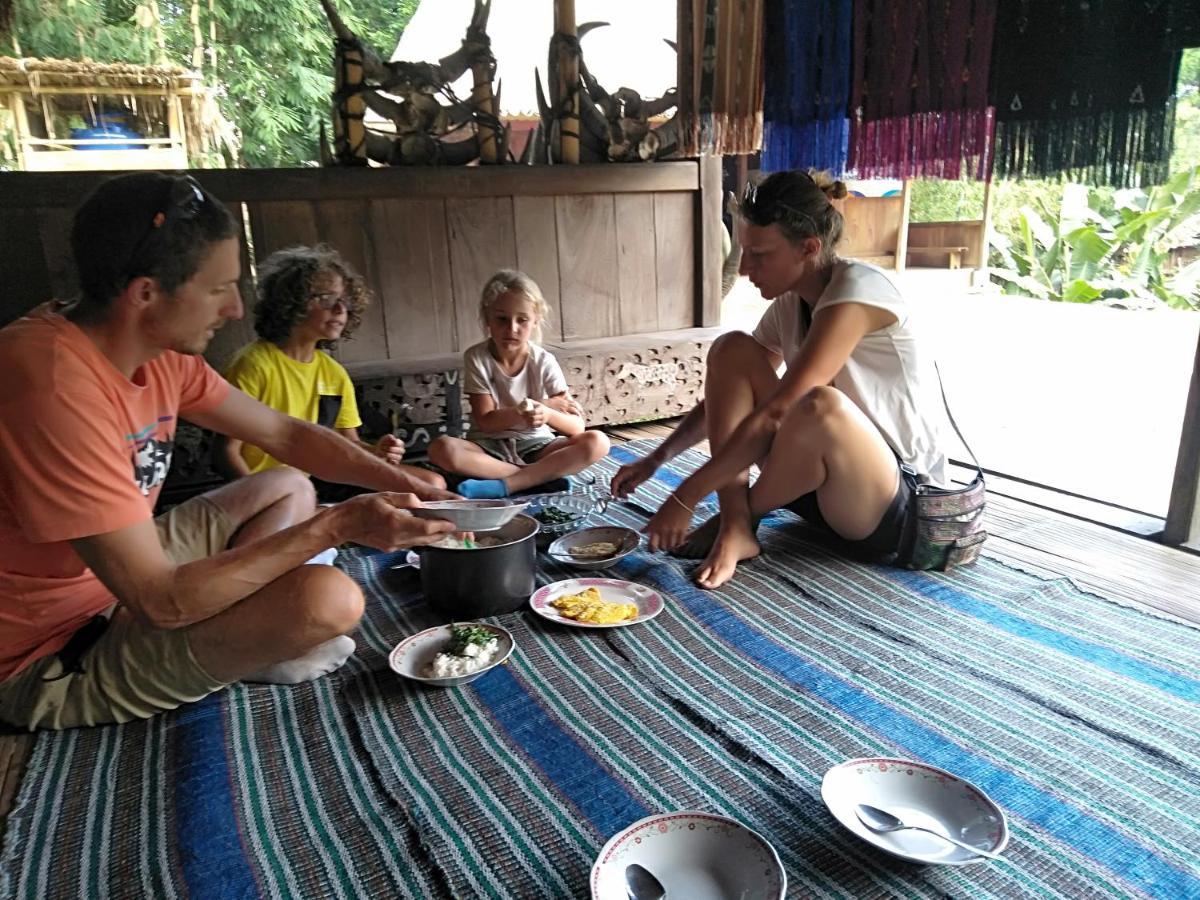 Arnolds Familly Homestay Bajawa Zewnętrze zdjęcie