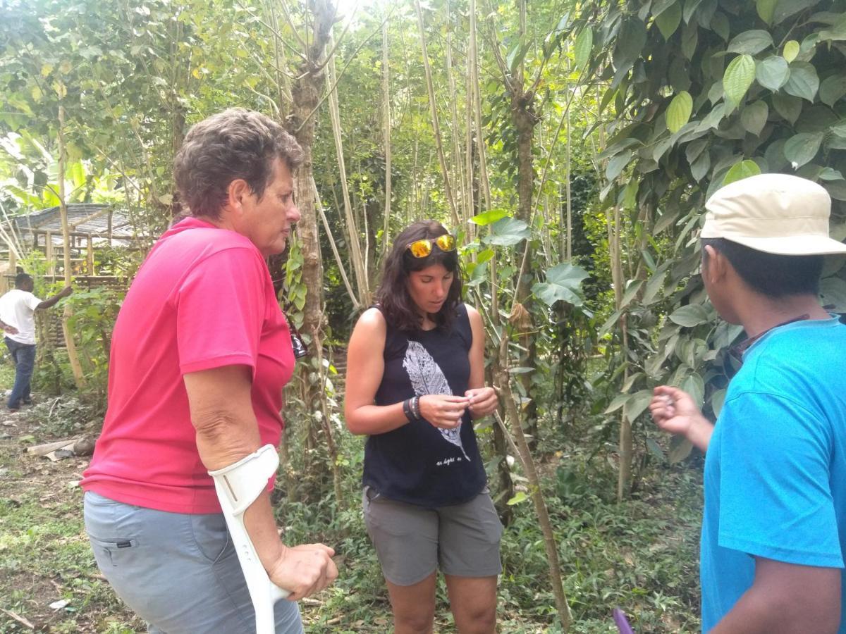 Arnolds Familly Homestay Bajawa Zewnętrze zdjęcie