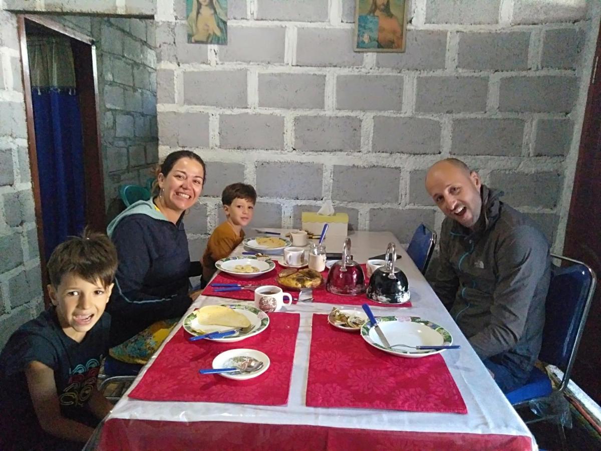 Arnolds Familly Homestay Bajawa Zewnętrze zdjęcie