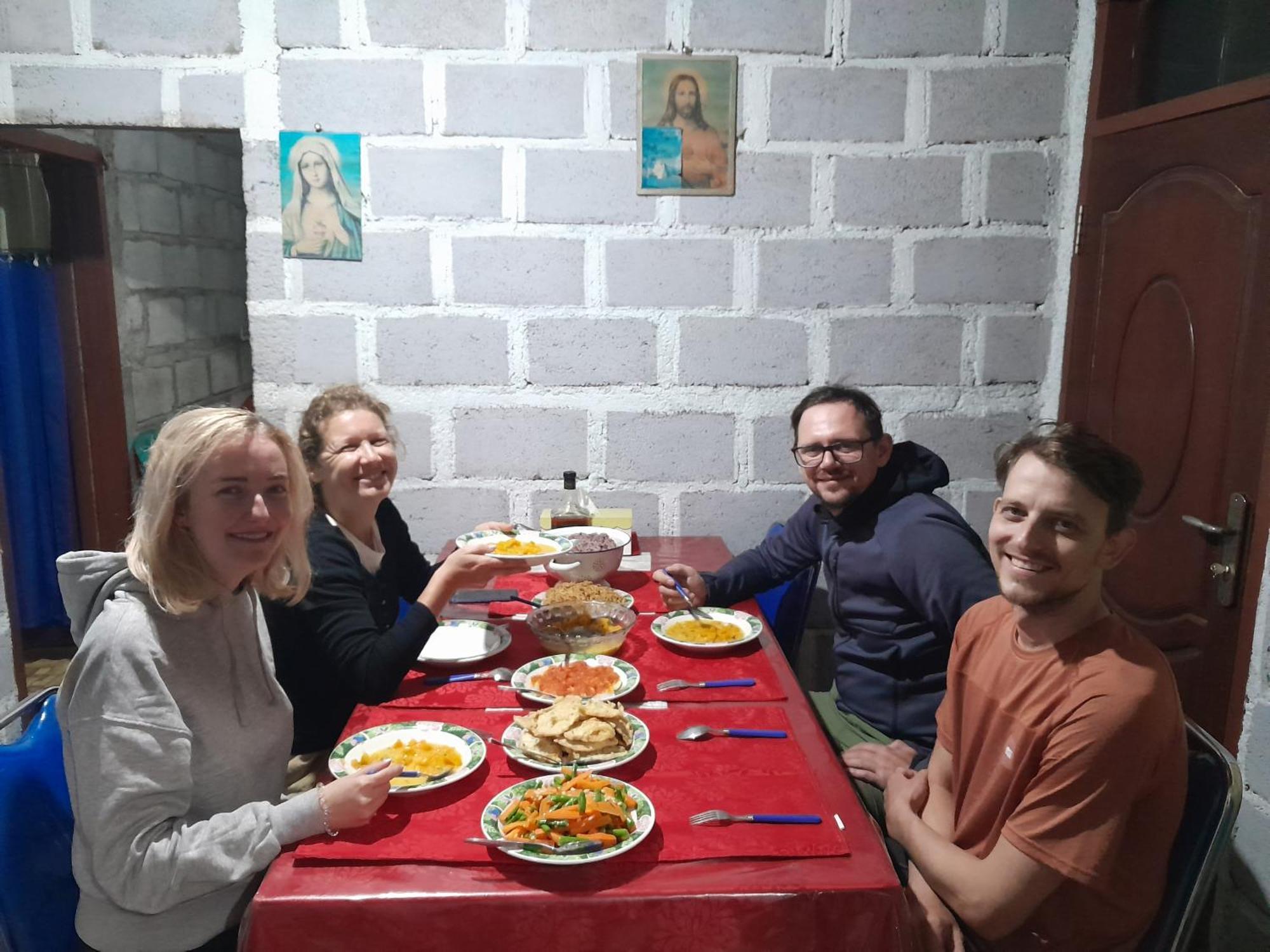 Arnolds Familly Homestay Bajawa Zewnętrze zdjęcie